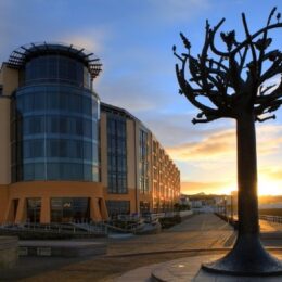 Radisson Blu Waterfront Hotel